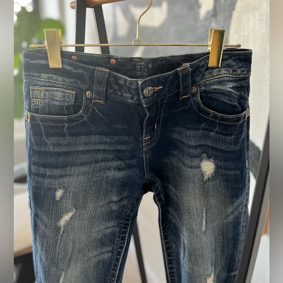 Miss Me Distressed Medium Wash Jeans in Size 27 - Picture 2 of 4
